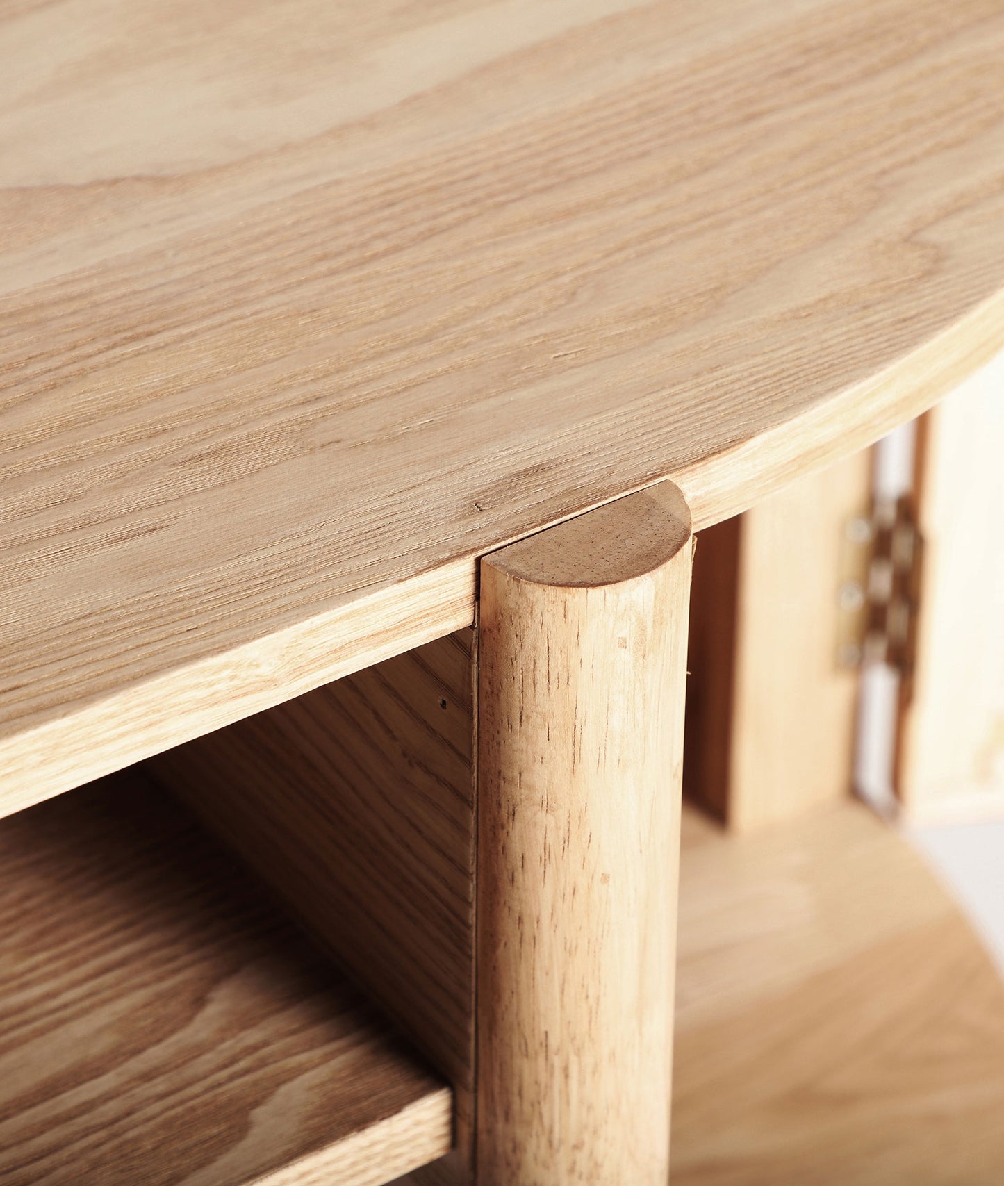 Escritorio de Estilo Nórdico de Madera y Ratán - "KILA"