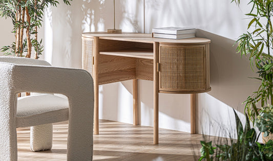 Escritorio de Estilo Nórdico de Madera y Ratán - "KILA"