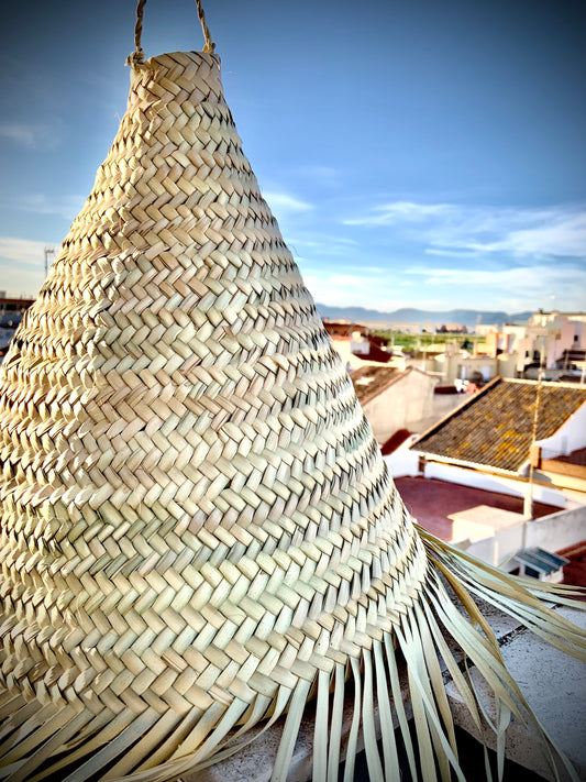 Lámpara de Esparto con Flecos - “Boho Chic”