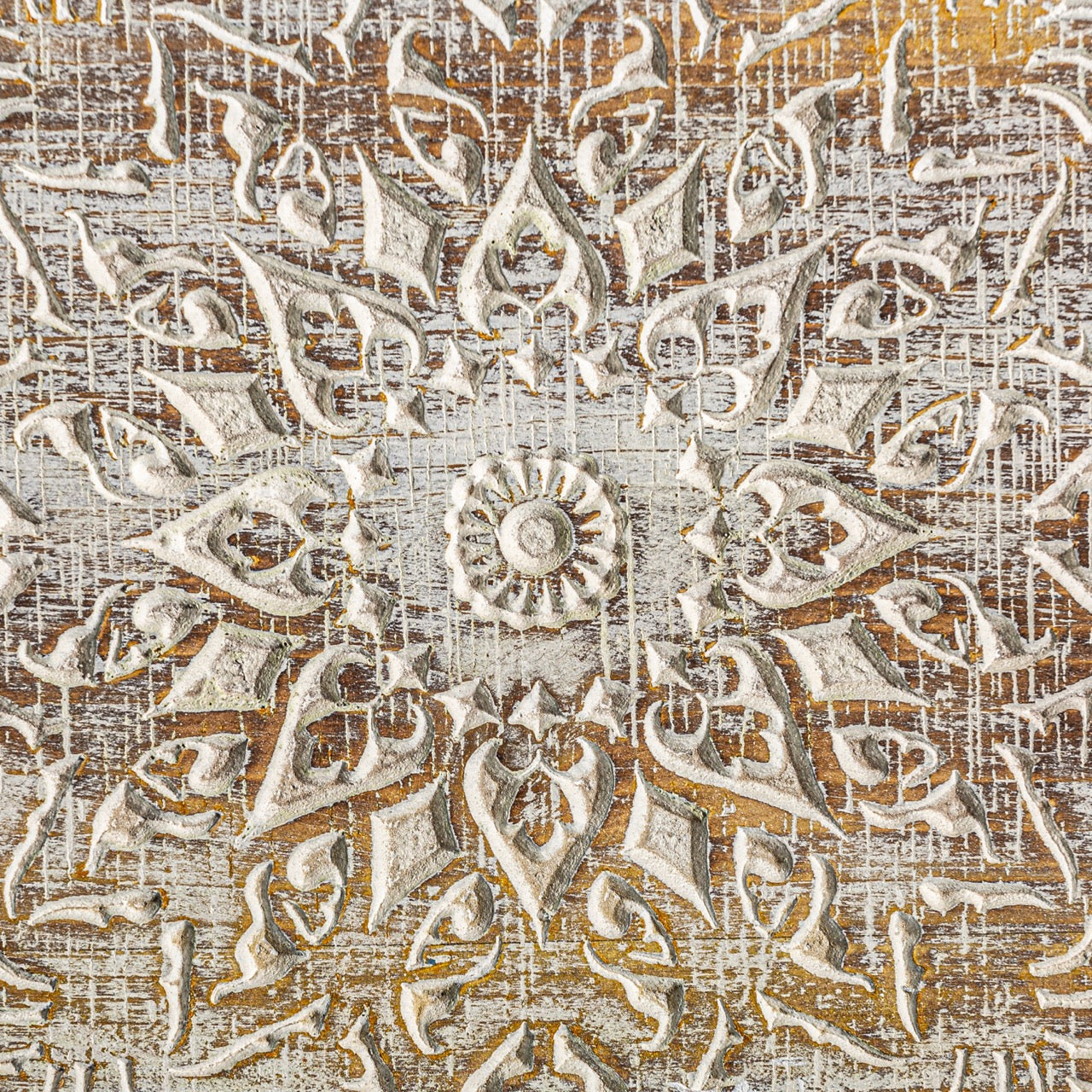 Cómoda de Madera Tallada Mandala - “Nepal”