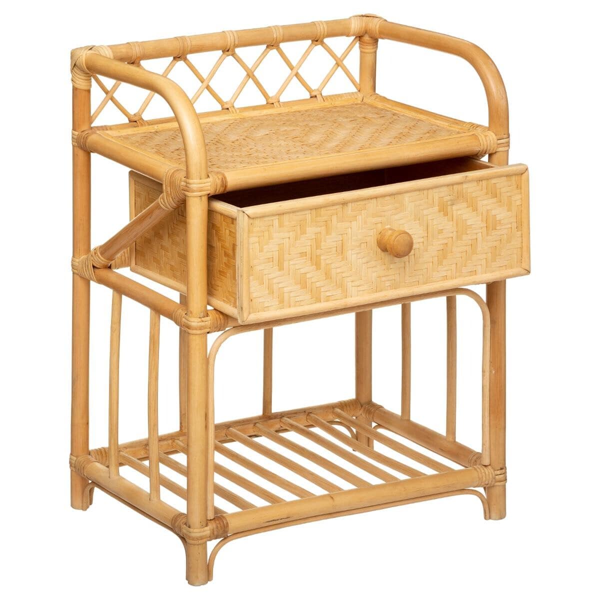 Mesita de Noche de Ratán - “AONI”