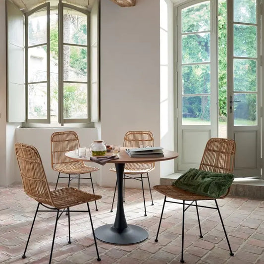 Silla de Ratán con Patas Negras - "KUBU"