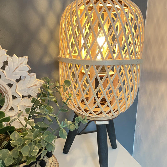 Lámpara de sobremesa Ratan - Trípode-ivvidek