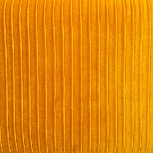 Puff de Terciopelo Mostaza “Solaro”-ivvidek